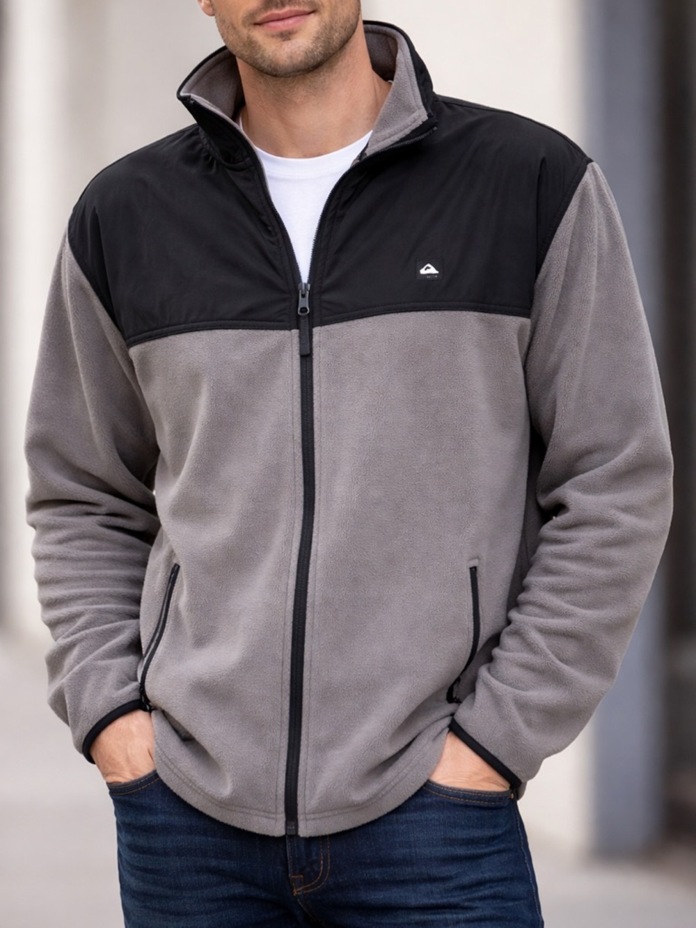 Quicksilver Gray & Black Polar Fleece Full Zip Lightweight Jacket size Large